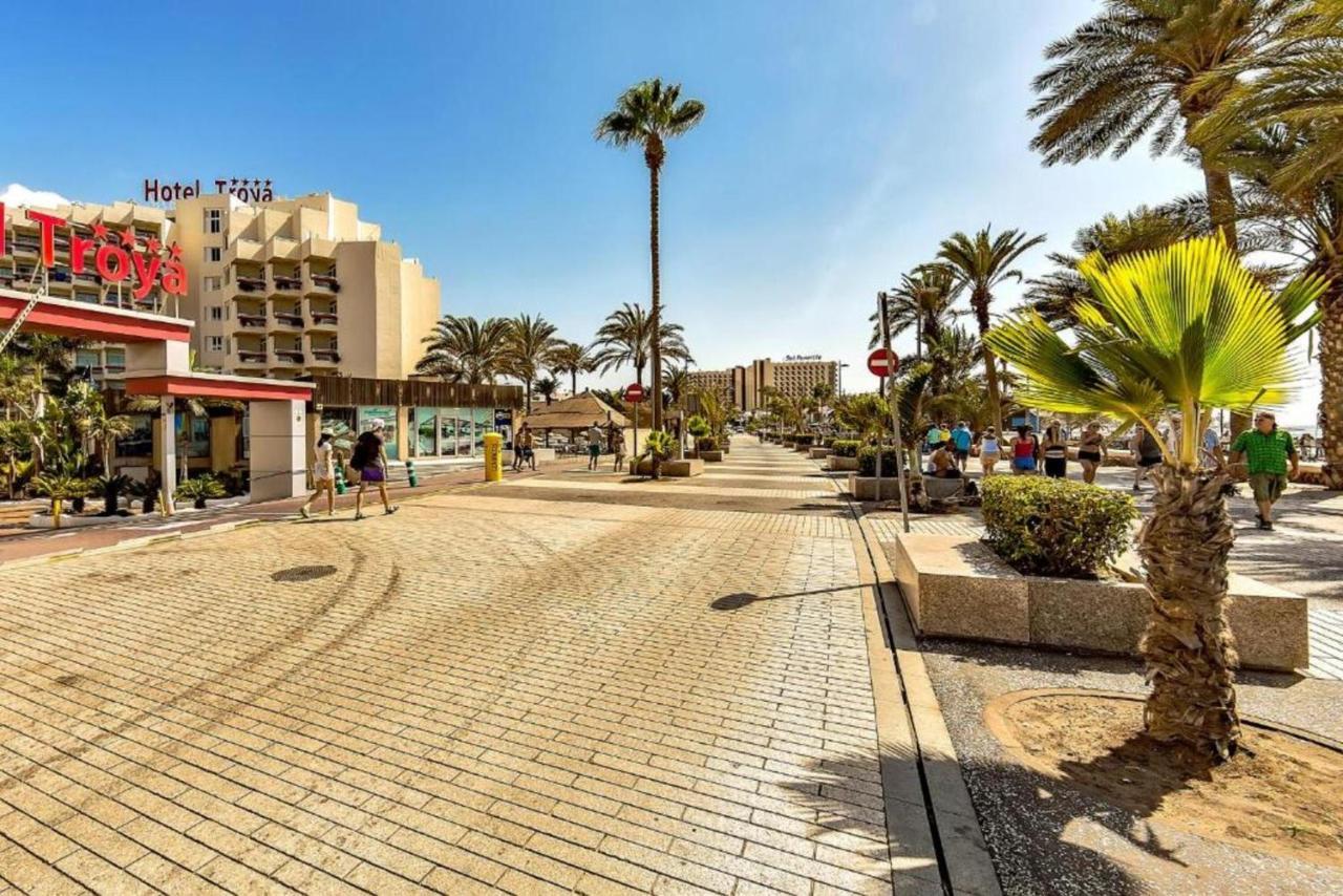 Two Bedroom Apartment With Wifi, Close To The Beach, In Playa De Las Americas Exterior foto